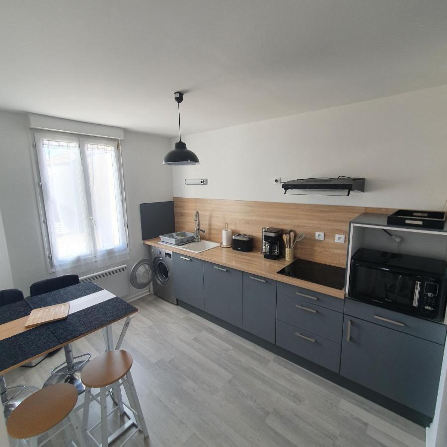 Appartement De La Tour Épernay Exteriör bild